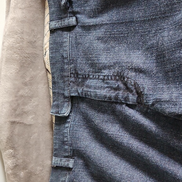 Dockers, Women's, Sz14 med favorite fit, 1 pocket in Front, 2 in Back - Picture 10 of 11